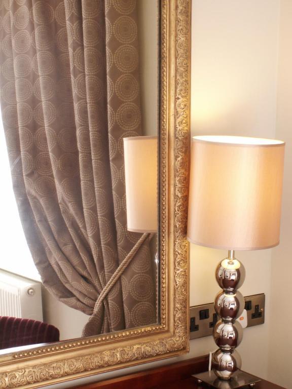 The Wyastone Hotel Cheltenham Ruang foto