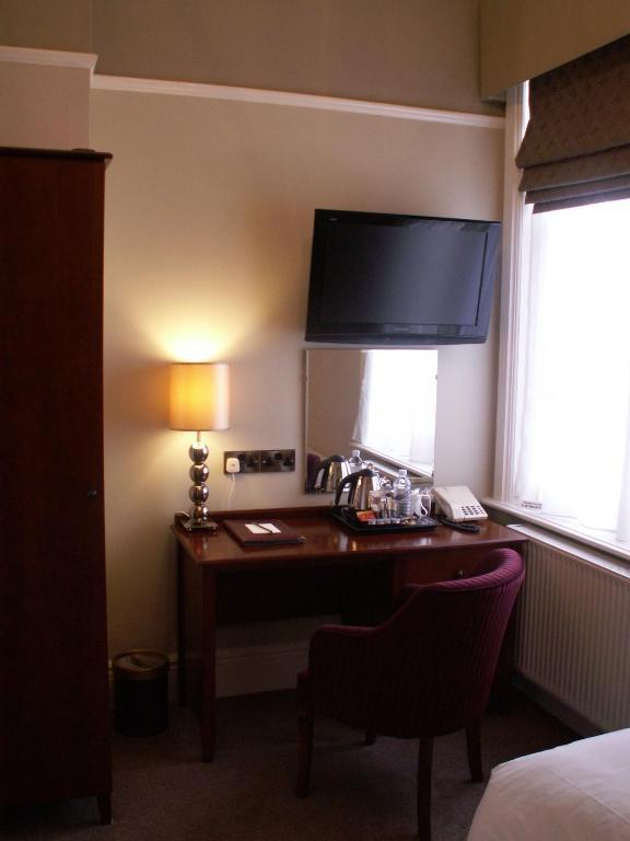 The Wyastone Hotel Cheltenham Ruang foto